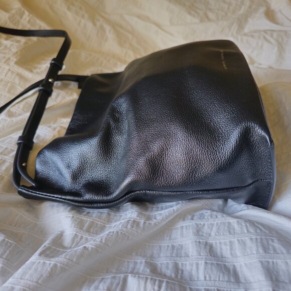 Samuel Ashley Poppy Leather Crossbody Bag - 2024 - Pebbled Black - Picture 7 of 16